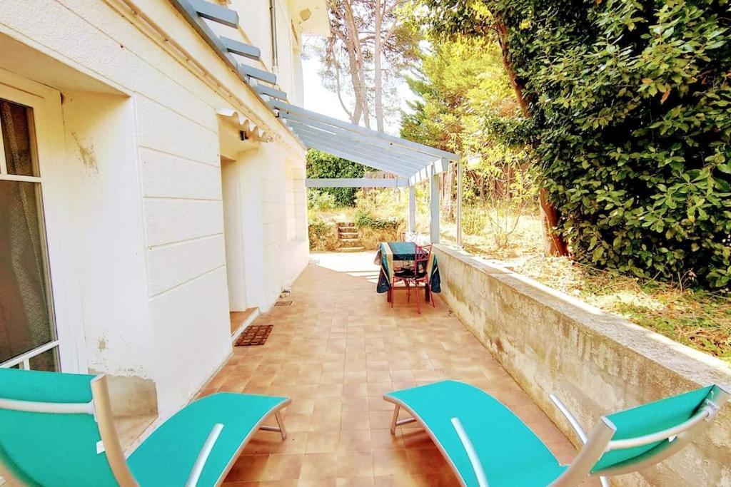 Maison De Charme A 200 Bord De Mer, Terrasse, Jardin- Lesclesdenicole Le Pradet Exterior foto